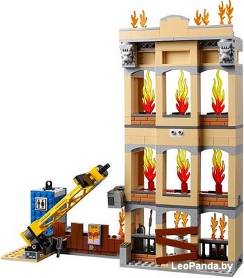 Конструктор LEGO City 60216 Центральная пожарная станция - фото4