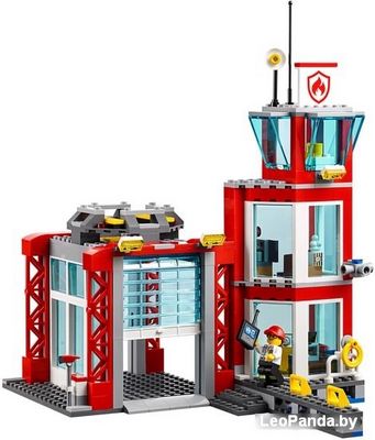 Конструктор LEGO City 60215 Пожарное депо - фото4