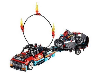 Конструктор LEGO Technic 42106 Шоу трюков на грузовиках и мотоциклах - фото3
