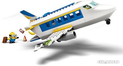 Конструктор LEGO Minions 75547 Миньоны тренировочный полет - фото4
