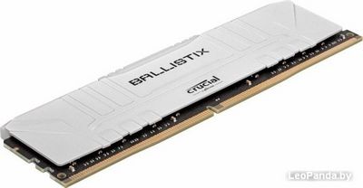 Оперативная память Crucial Ballistix 16GB DDR4 PC4-24000 BL16G30C15U4W - фото2