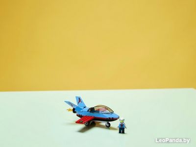 Конструктор LEGO City 60323 Трюковый самолет - фото3