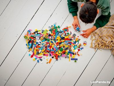 Конструктор LEGO Classic 11021 90 лет игры - фото3